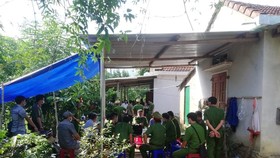 Quảng Ngãi: Phát hiện hai cha con tử vong trong nhà khóa kín