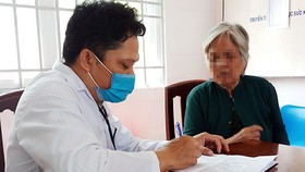 Người cao tuổi đối mặt với nguy cơ suy dinh dưỡng