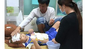Bế tắc vì con bị ung thư máu