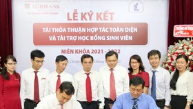 Agribank chi nhánh Bình Thạnh ký kết thỏa thuận hợp tác với Trường Đại học Khoa học Tự nhiên (Đại học Quốc gia TPHCM)