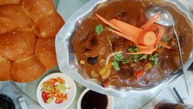 Bò nấu ngũ quả