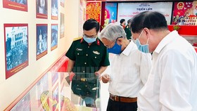 Triển lãm “Quốc hội Việt Nam - Những chặng đường đổi mới và phát triển”. Ảnh: hcmcpv