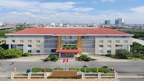 Trụ sở UBND quận 7