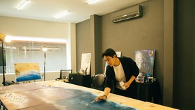 Hứa Vĩ Văn dùng tranh kêu gọi sự sống bền vững
