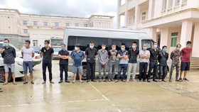 Khởi tố, bắt giam 13 đối tượng xông vào khách sạn chém 2 người trọng thương