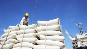 Thái Lan muốn Việt Nam xem lại quyết định đánh thuế đường Thái Lan