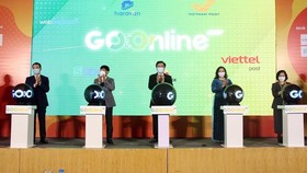 Dồn dập sự kiện mua sắm online cuối năm 2021