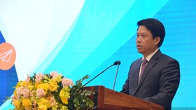 Nông dân hướng tới không dùng tiền mặt