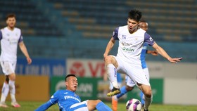 V-League đang đến hồi chạy đua quyết liệt. Ảnh: MINH HOÀNG