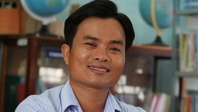 Thầy Võ Văn Cư, giáo viên Trường THPT Nguyễn Văn Trỗi, huyện Tánh Linh, tỉnh Bình Thuận.