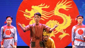 Kịch nói cần những bệ đỡ