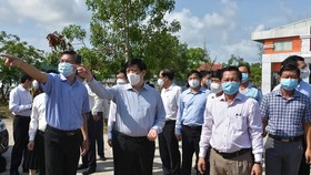 Bộ trưởng Bộ Y tế và đoàn công tác kiểm tra phòng, chống dịch Covid-19 tại Kiên Giang