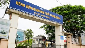 Sáng nay 6-5, có 8 ca mắc mới Covid-19, Bệnh viện Bệnh nhiệt đới Trung ương thông báo khẩn