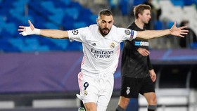 Mất chuyên gia giải nguy Karim Benzema, Real thật sự rơi vào khó khăn.