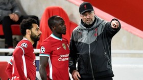 HLV Jurgen Klopp cảnh báo về lòng trung thành của các ngôi sao. Ảnh: Getty Images