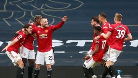 Man.United đã có hiệp 2 bùng nổ để đòi nợ hoàn hảo tại Tottenham. Ảnh: Getty Images