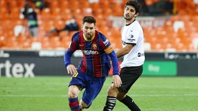 Lionel vẫn nhiệt tình và xuất sắc trong ghi bàn để truyền cảm hứng cho Barca. Ảnh: Getty Images
