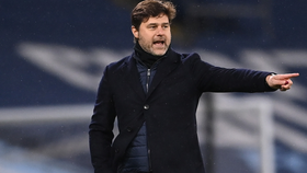 HLV Mauricio Pochettino cay đắng trước thất bại. Ảnh: Getty Images