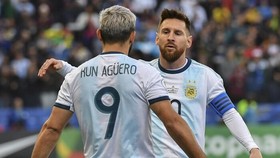 Lionel Messi và Sergio Aguero hy vọng cuối cùng có thể mang về một danh hiệu cho La Albiceleste.