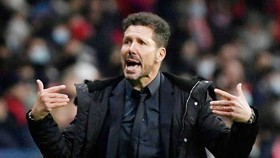 HLV Diego Simeone và đội bóng đang đứng trước thử thách lớn.