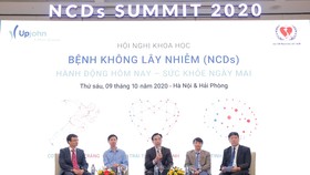 Các chuyên gia đầu ngành thảo luận tại hội nghị