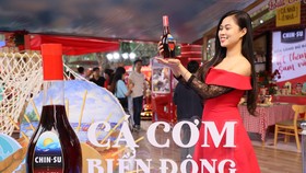 CHIN-SU Cá Cơm Biển Đông hội cùng Tết Việt sum vầy