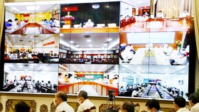 Ban Chỉ đạo Phòng chống dịch Covid-19 TPHCM họp giao ban trực tuyến với các sở, ngành và địa phương Ảnh: TTBCTP cung cấp - Hoàng Hùng biên tập