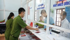 Từ 1-7, không cấp mới, cấp lại sổ hộ khẩu, sổ tạm trú