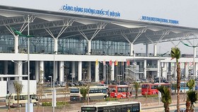Tiếp tục thí điểm vận chuyển hành khách từ trung tâm đô thị đến sân bay bằng ô tô
