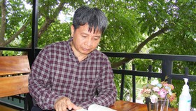 Anh khuyến nông Hoàng Tuấn Công và câu chuyện trên “cánh đồng” chữ nghĩa