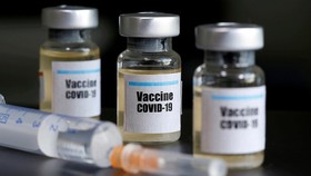 Vaccine - từ khóa của năm 2021