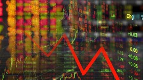 VN-Index có phiên lao dốc "kinh hoàng" nhất trong năm 2021