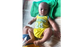 Mẹ đơn thân nuôi con 1 tuổi bị ung thư