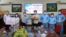 Tặng công nhân 150 máy SpO2
