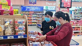 Co.opmart tiếp tục giảm giá hàng ngàn mặt hàng thiết yếu