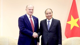 Chủ tịch nước Nguyễn Xuân Phúc tiếp Chủ tịch Đảng Cộng sản Liên bang Nga Gennady Zyuganov, Ảnh: TTXVN