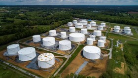 A cyber attack forced the shutdown of 5,500 miles of Colonial Pipeline’s sprawling interstate system, which carries gasoline and jet fuel from Texas to New York © Jim Lo Scalzo/EPA-EFE/Shutterstock