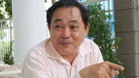 Ông Dũng "lò vôi" cho biết sẽ tiếp tục hiến tặng đất trong đợt 2, nếu dịch Covid-19 còn diễn biến phức tạp. Ảnh: TP
