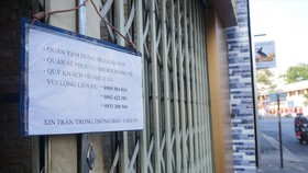 Từ 18h chiều 21-5, hàng quán nhỏ tại TPHCM chỉ được bán mang đi, không phục vụ tại chỗ. Ảnh: LĐ