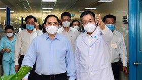 Thủ tưởng yêu cầu các địa phương đảm bảo phòng chống dịch, phát triển sản xuất, không ngân sông cấm chợ. Ảnh: VGP