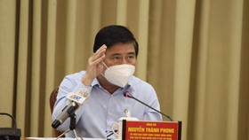 Chủ tịch Nguyễn Thành Phong: TPHCM thực hiện Chỉ thị 16 thêm 9 ngày nữa