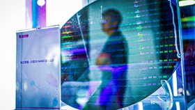 China's Yangtze Memory, founded in 2016, is already aiming to take on Samsung Electronics in advanced NAND flash memory chips. © AP