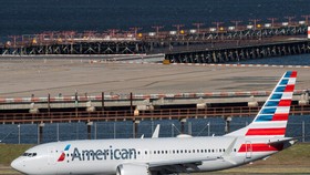 Boeing 737 MAX của Mỹ phải hạ cánh khẩn cấp