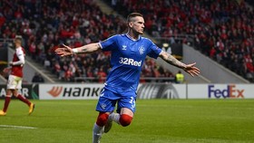 Tiền đạo Ryan Kent ghi bàn thắng vào lưới Braga. Ảnh: Getty Images