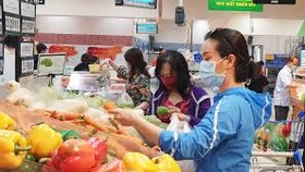 Cẩn trọng chọn thực phẩm ngày tết