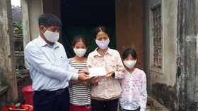 235,3 triệu đồng giúp bệnh nhân nghèo
