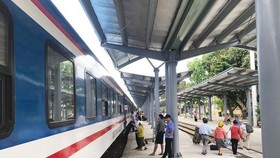 Đường sắt giảm mạnh giá vé dịp hè
