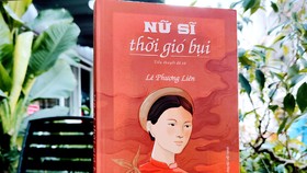 Cuộc đời của một nữ sĩ thời gió bụi