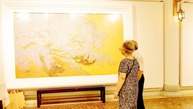 Để tranh Việt vươn tầm