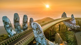 Chuyện chưa kể về những người kiến tạo biểu tượng du lịch tại Việt Nam